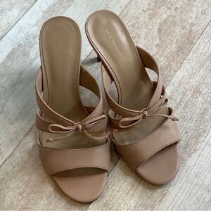 ann taylor beautiful leather heels women size 6.5
